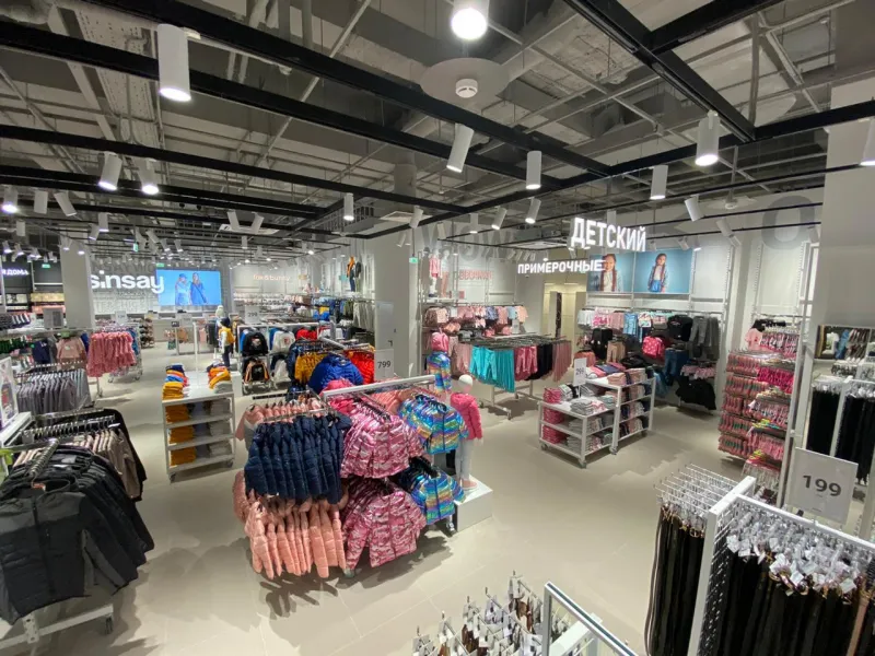 Магазин SINSAY. Изображение 4 